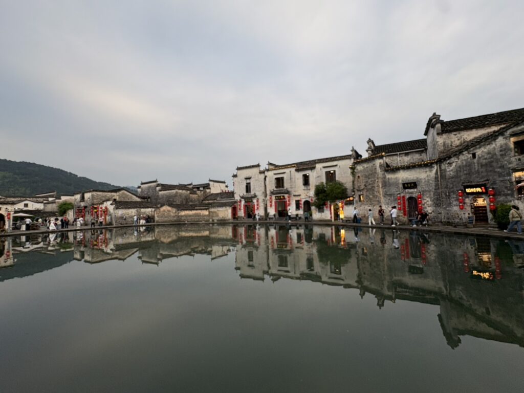 夜晚的宏村